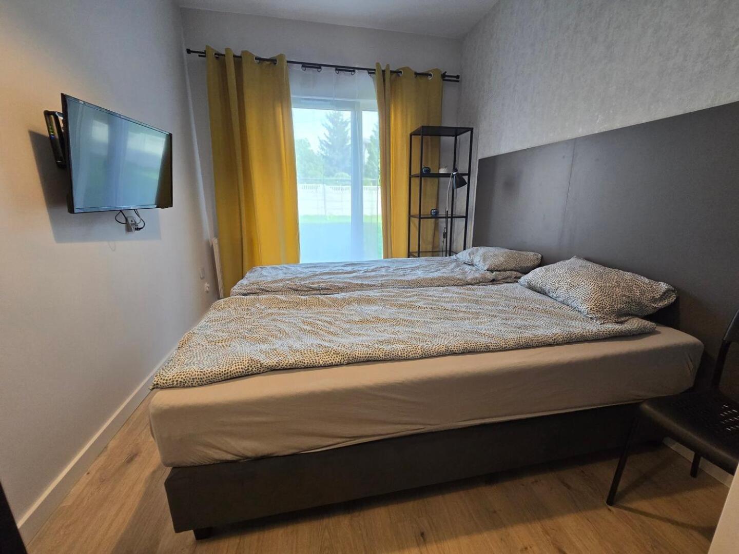Adler Room Suite -- Prywatna Lazienka, Dostep Na Kod, Parking Łódź Esterno foto